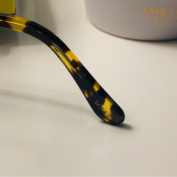 Wide Rimmed J.Crew Sunglasses - Picture 3 of 3